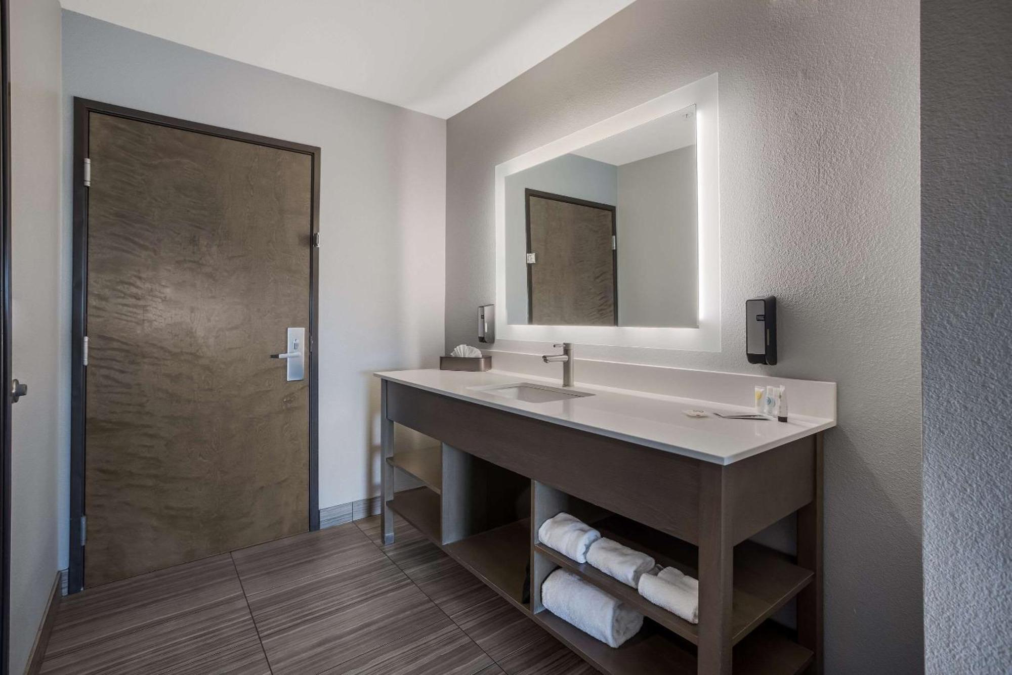 Hotel 28 Boise Airport, Ascend Hotel Collection מראה חיצוני תמונה
